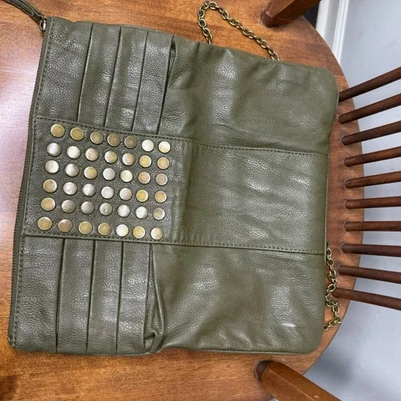 Aldo Olive Green Studded Gold Brass Hardware Punk Rock Retro Fold Over Bag Purse - Picture 2 of 8
